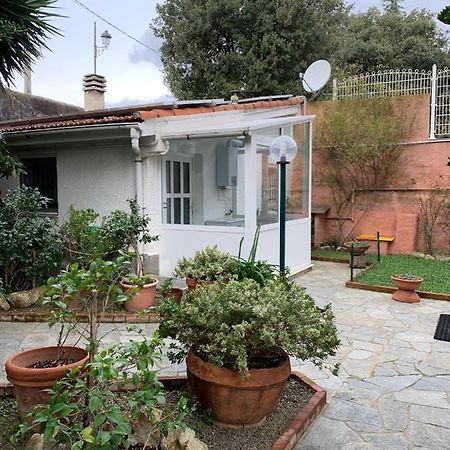 Resort Dependance Di Villa Rosa Maria 사보나 외부 사진