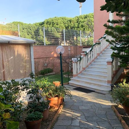 Resort Dependance Di Villa Rosa Maria 사보나 외부 사진